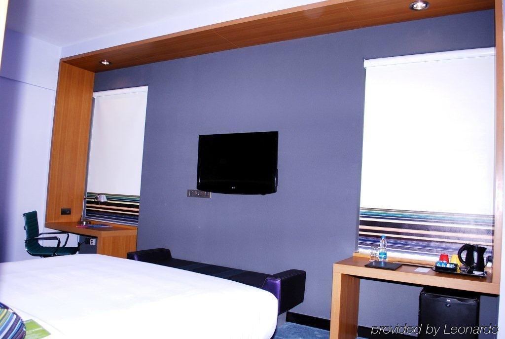 Aloft Coimbatore Singanallur Room photo